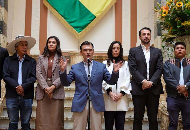 Reunión entre Gobernadores Bolivianos y Autoridades Chilenas en Agenda Regional
