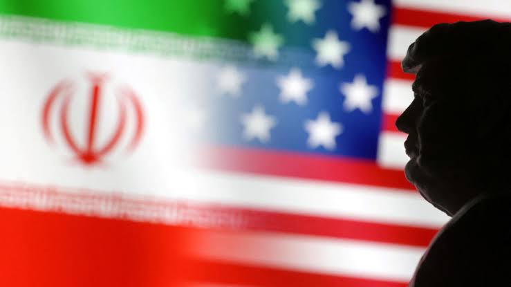 Irán mantiene canales diplomáticos con EE.UU. a pesar de tensiones crecientes