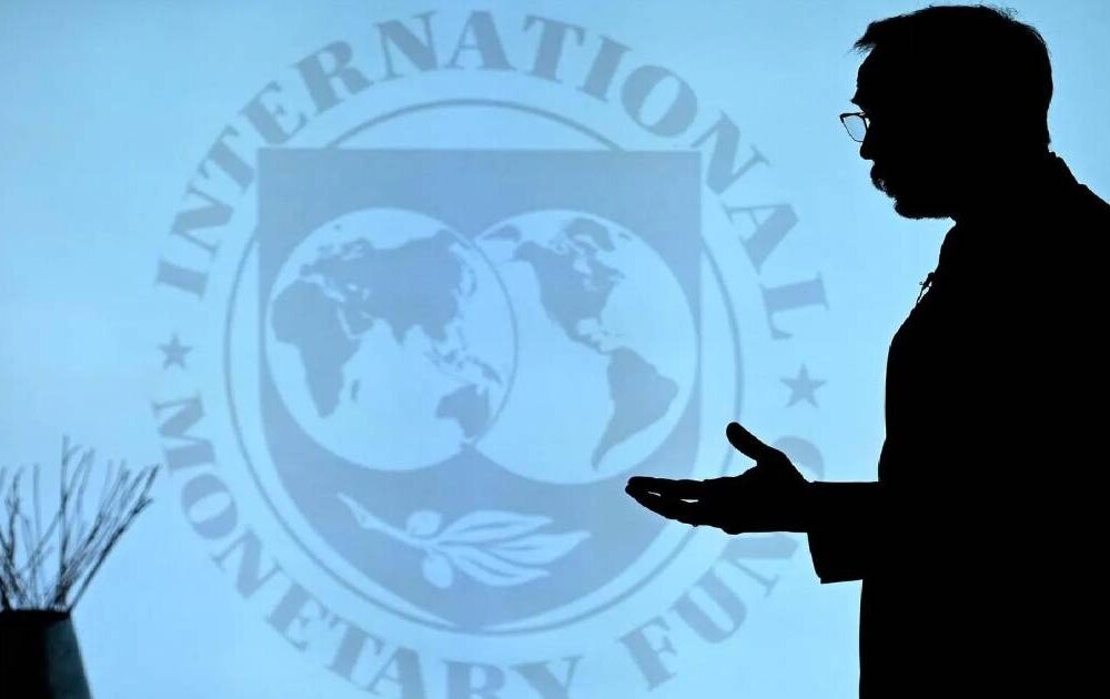 FMI establece metas para Bolivia en alineación de precios de combustibles