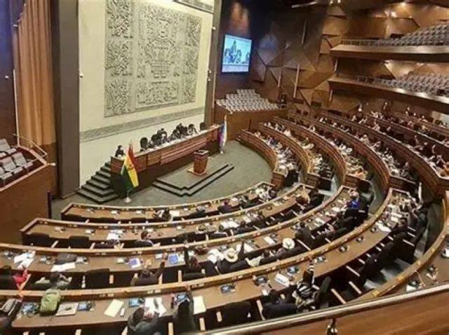 ALP anticipa sesión por aprehensión de Róger Mariaca