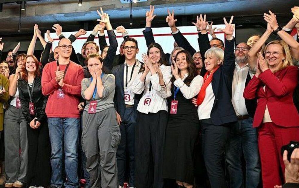 Estudiantes serbios logran un cambio político tras 14 años de dominio de Vucic