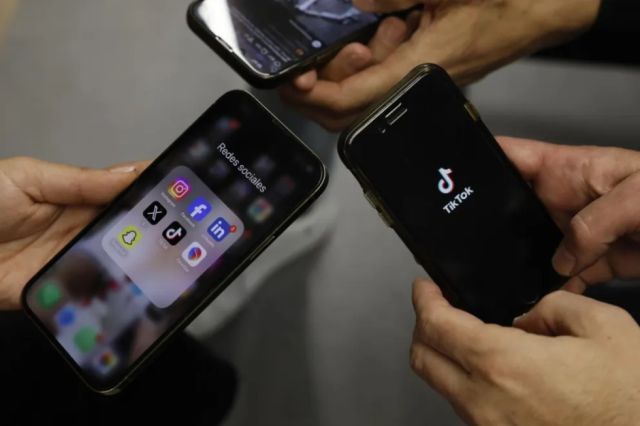 Controversia en Argentina por el uso de 'deepfakes' sexuales de menores en un colegio