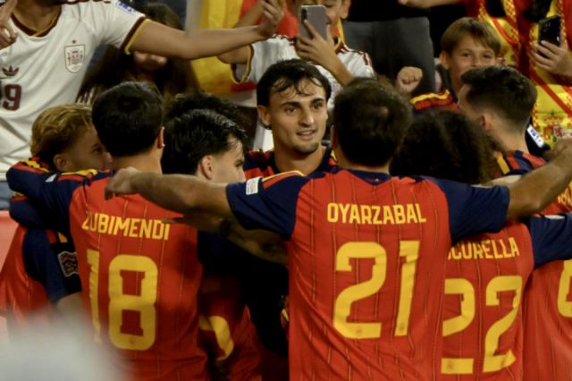España se afianza en el primer lugar del ranking FIFA, superando a Argentina