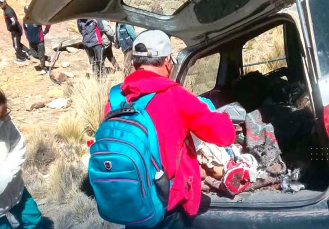 Tragedia en Colquechaca: padre se quita la vida junto a sus hijos