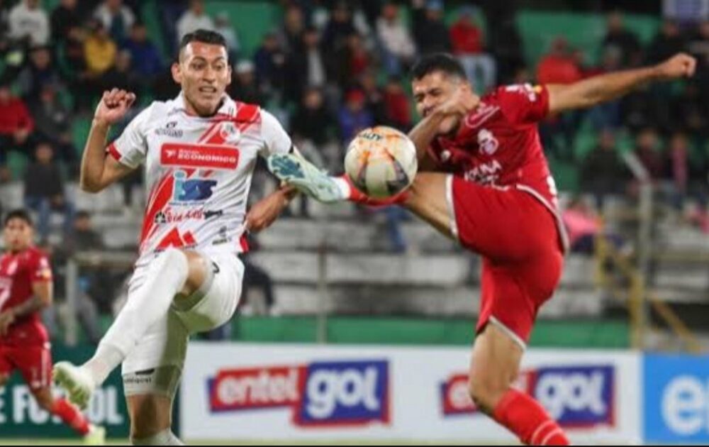 Guabirá se enfrenta a Nacional Potosí en busca de vitales tres puntos