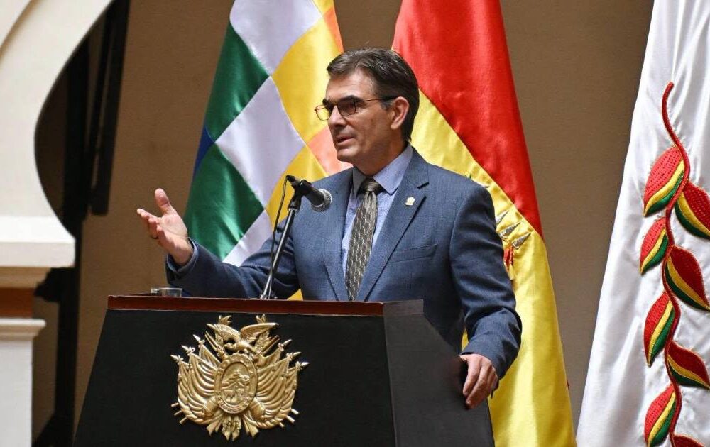 Rodrigo Paz critica la nueva lista de vetados por Estados Unidos