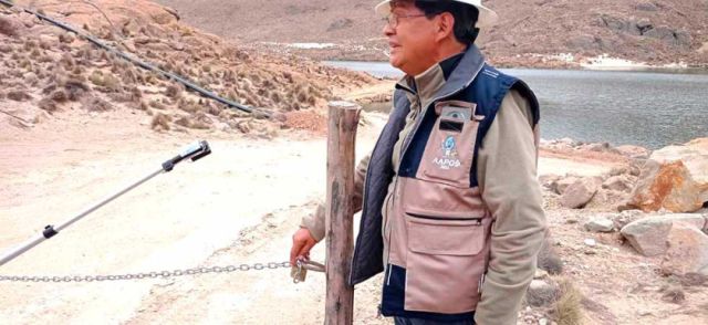 Comunarios instalan trancas ilegales en la zona de lagunas de Potosí