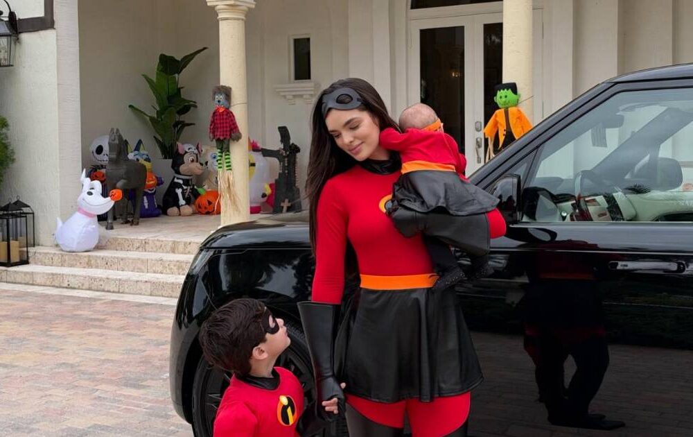 La familia de Nadia Ferreira se viste de superhéroes para Halloween