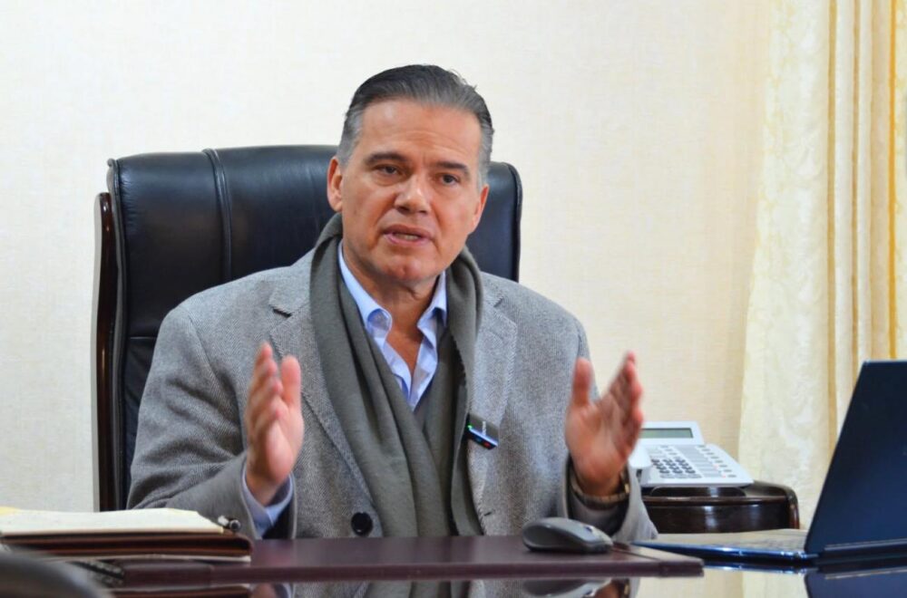 Interpelan al Ministro de Defensa tras explosiones en Viacha
