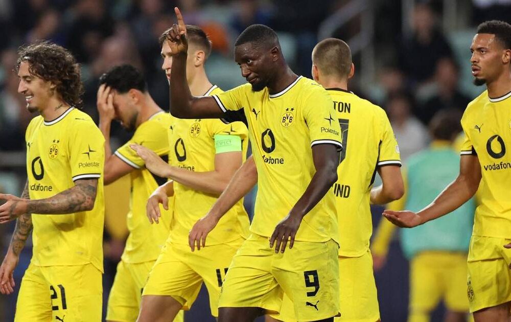 Borussia Dortmund consigue su primer triunfo en Champions ante Sabah Baku