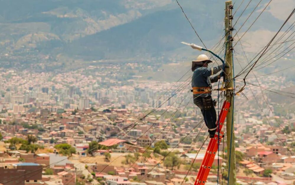 Se aprueba financiamiento del BID por $us 30,2 millones para modernizar el alumbrado público en Bolivia