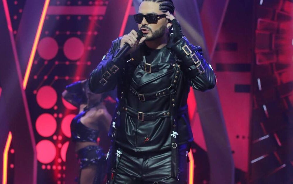 Maluma se destaca, pero con sabor agridulce en su actuación
