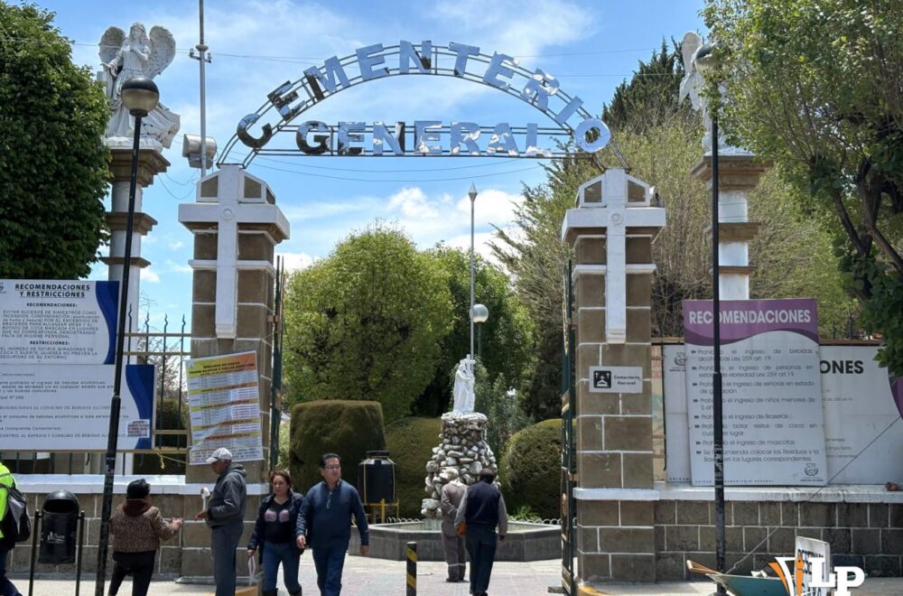 Cementerio General de Oruro prevé recibir 20 mil visitantes por Todos Santos
