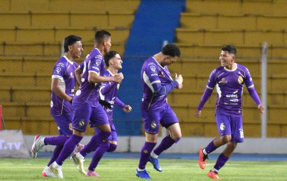 Real Potosí sorprende a Bolívar y se pone a la cabeza en la Copa Bolivia